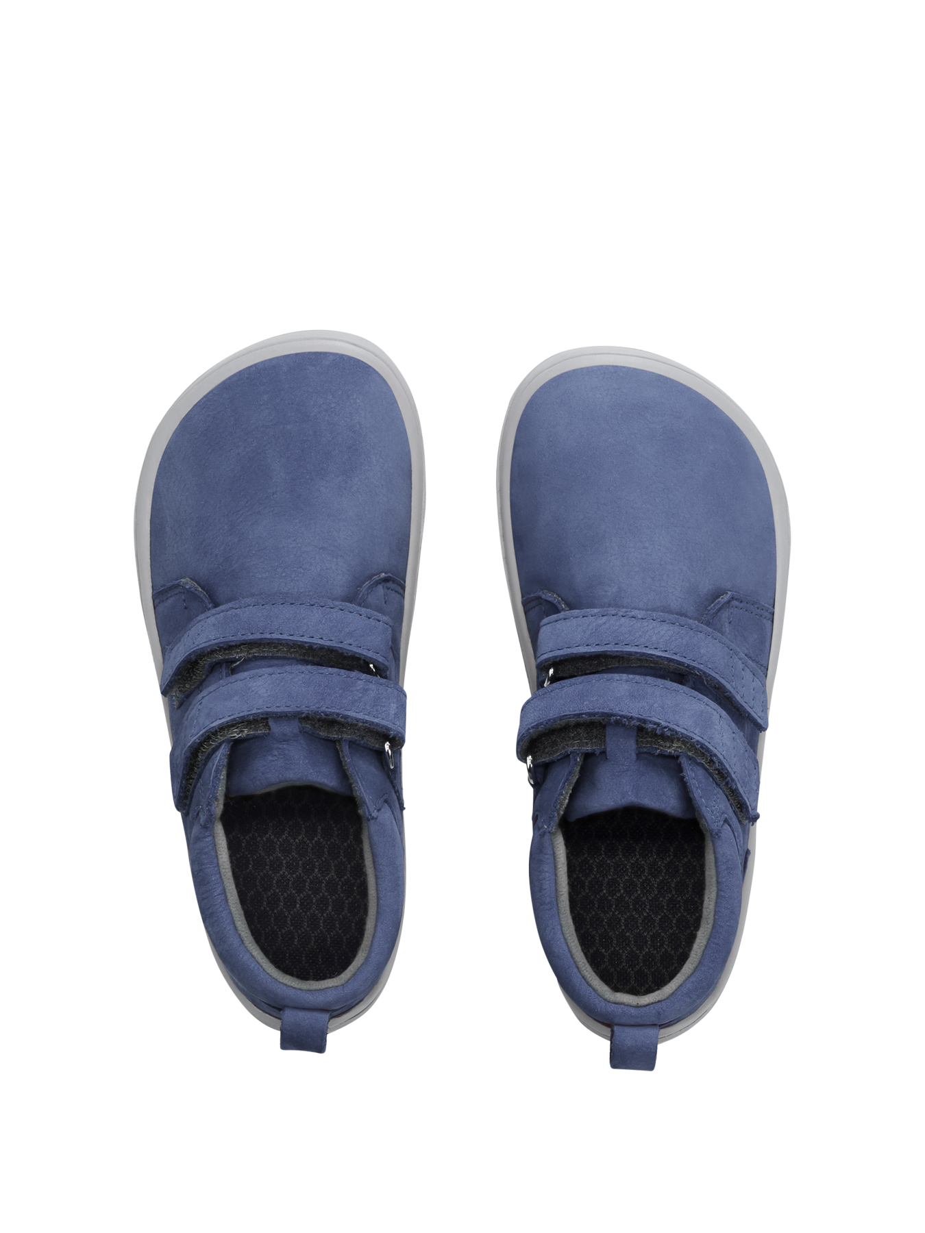 Detské barefoot topánky Be Lenka Play - Dark Blue.
  barefoot topánky dokonale napodobňujú chodenie naboso, presne tak, ako to vymyslela príroda  prešitá podošva pre dlhšiu životnosť topánok  podošva KidsComfort vďaka svojim výstupkom zaručuje dokonalú stabilitu  kožený golier na päte pre väčší komfort a odolnosť  textilná podšívka príjemná na dotyk   štýlové debosované logo Be Lenka
Výhody barefoot topánok:
ultra flexibilná podrážkazero drop: päta a špička v jednej rovine pre správne držanie telapriestranná špička pre vaše prstyľahká obuv
Typ obuvi: vychádzková obuv